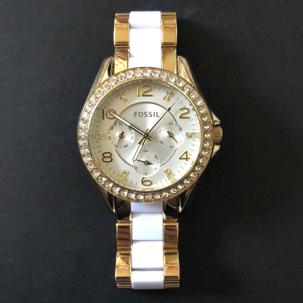 Fossil watch